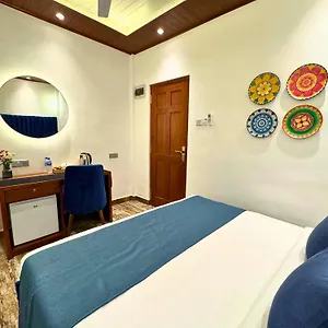 Queens Mount Inn Kandy