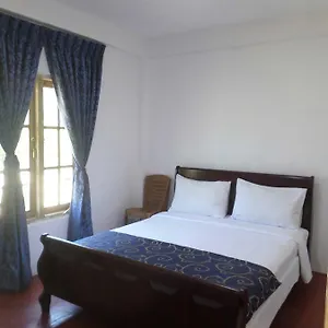 The Train View Bed & Breakfast Nuwara Eliya